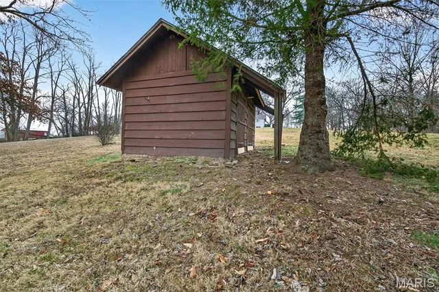 $252,900 | 2903 Airport Road, Godfrey, IL 62035