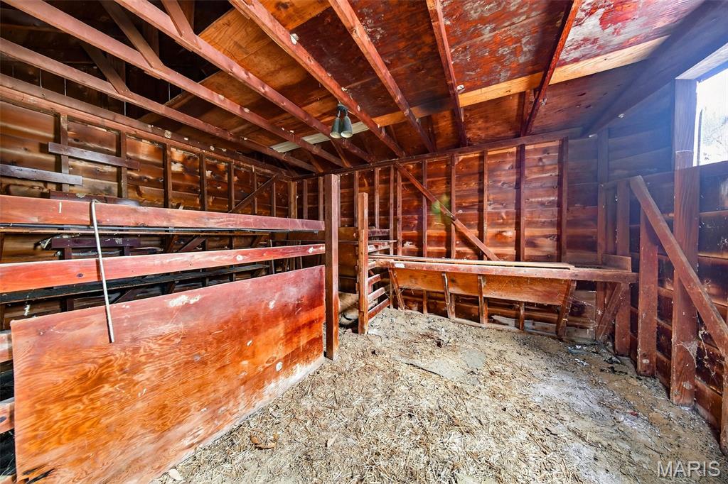 2903 Airport Road Godfrey, IL 62035 - Photo 10 of 33