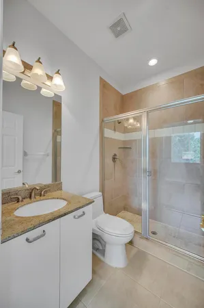 $2,050 | 40 Southeast Sedona Circle, Unit 202, Stuart, FL 34994