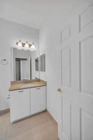 $2,050 | 40 Southeast Sedona Circle, Unit 202, Stuart, FL 34994