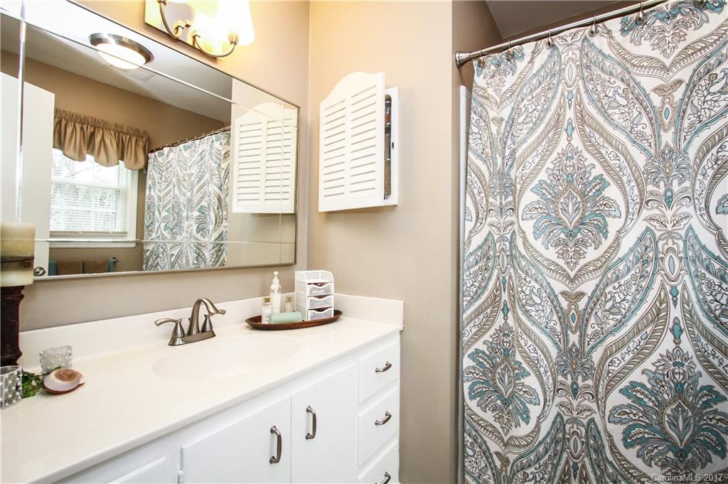 1016 Braeburn Road Charlotte, NC 28211 - Photo 13 of 24 Gallery Image 13