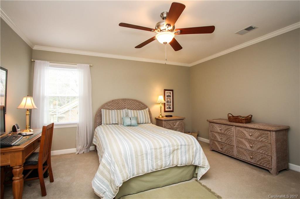 1016 Braeburn Road Charlotte, NC 28211 - Photo 15 of 24 Gallery Image 15