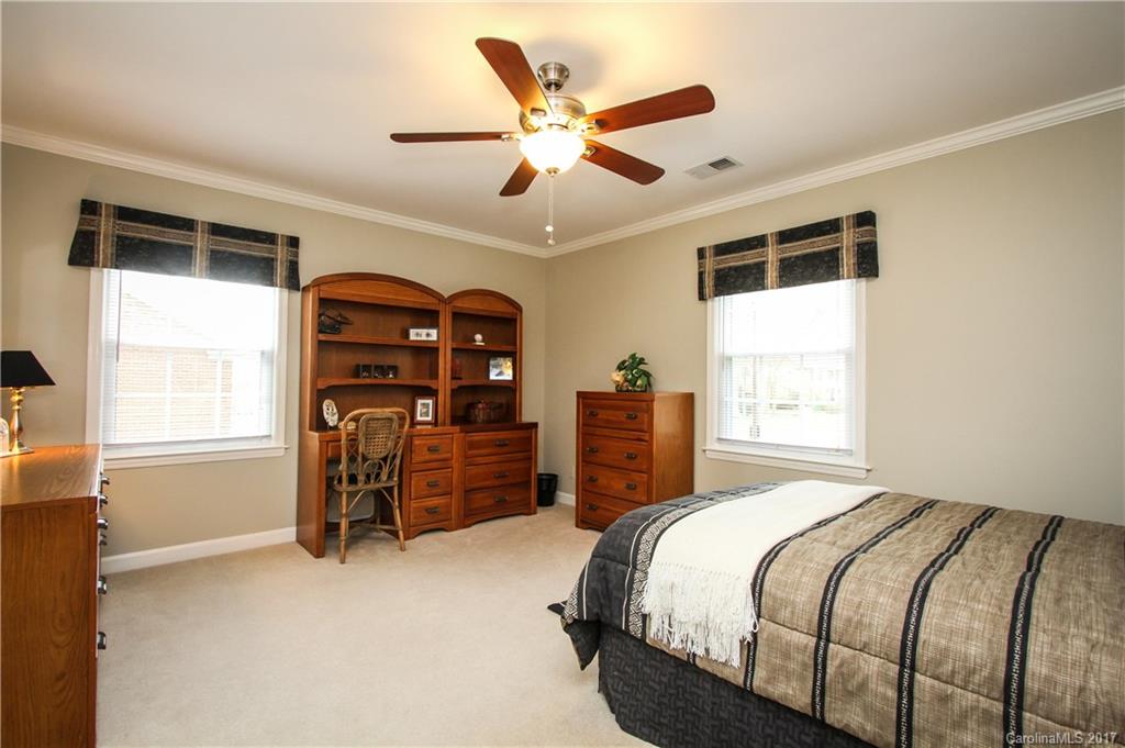 1016 Braeburn Road Charlotte, NC 28211 - Photo 16 of 24 Gallery Image 16