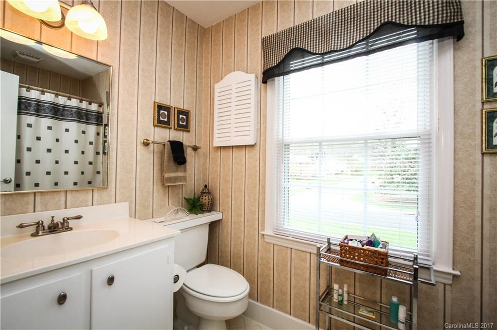 1016 Braeburn Road Charlotte, NC 28211 - Photo 17 of 24 Gallery Image 17
