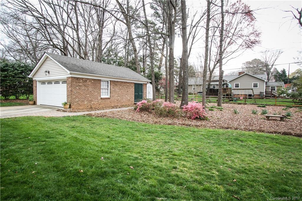 1016 Braeburn Road Charlotte, NC 28211 - Photo 24 of 24 Gallery Image 24