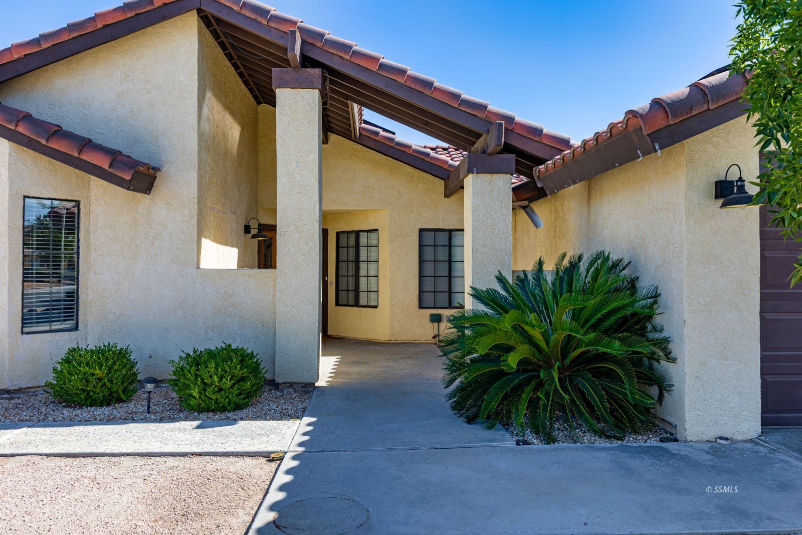 917 West Vicki Avenue Ridgecrest, CA 93555 - Photo 2 of 49 Gallery Image 2