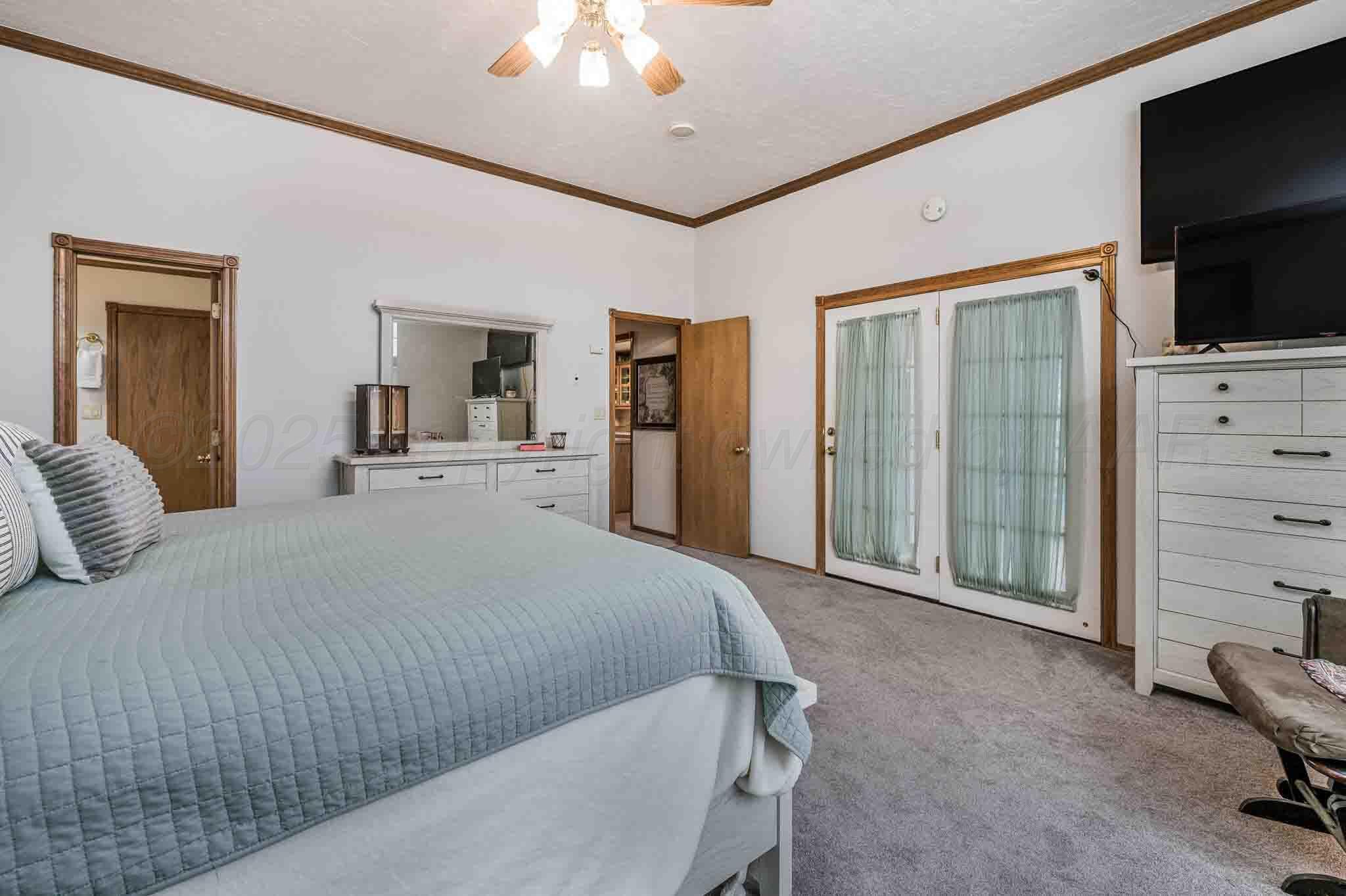 200 Tanglewood Drive Amarillo, TX 79118 - Photo 14 of 29 200 Tanglewood Dr. Primary Bedroom