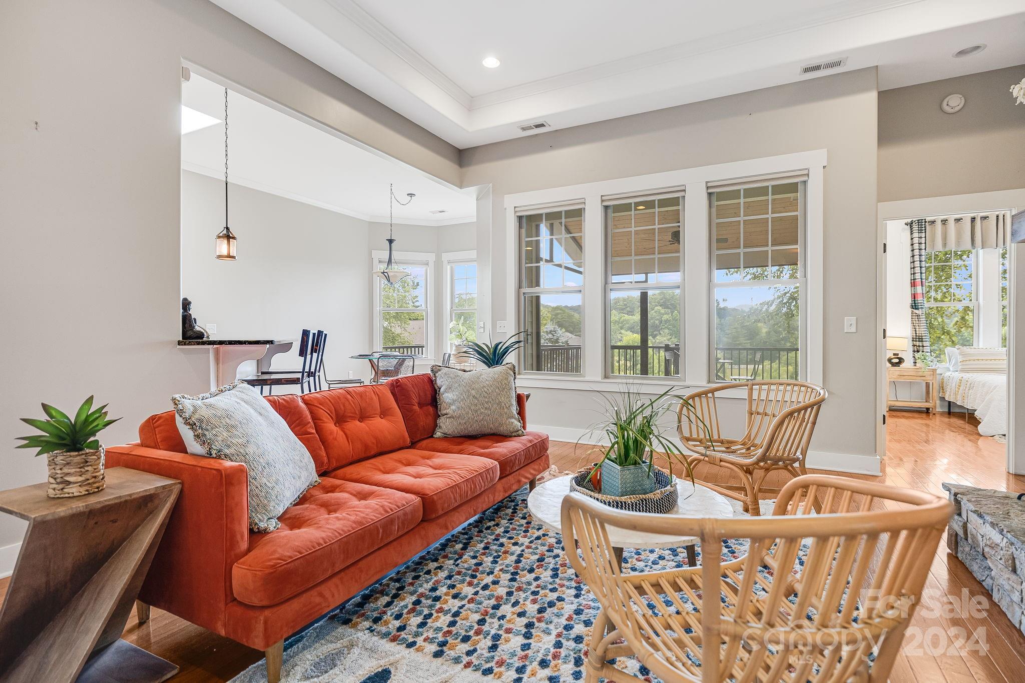 27 Dreambird Road Leicester, NC 28748 - Photo 6 of 32 Gallery Image 6