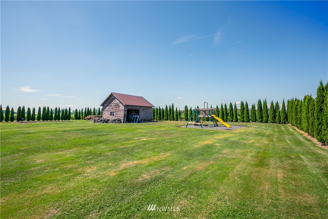 2210 Pangborn Road Lynden, WA 98264 - Photo 23 of 25