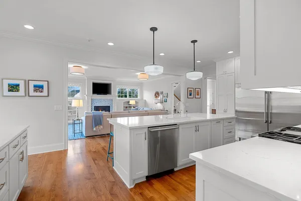 $1,375,000 | 2324 East Highpond Crossing, Appleton, WI 54913