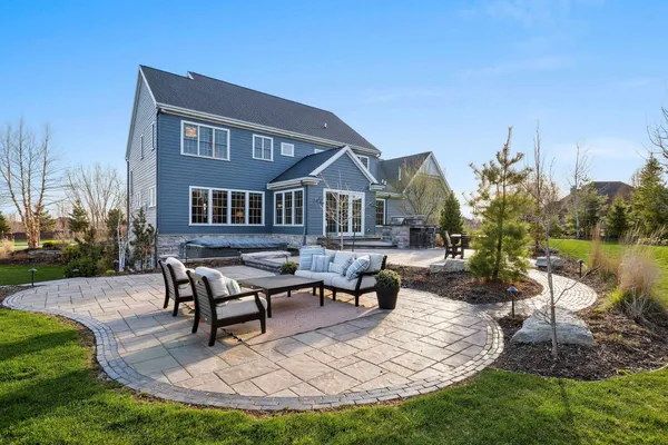 $1,375,000 | 2324 East Highpond Crossing, Appleton, WI 54913