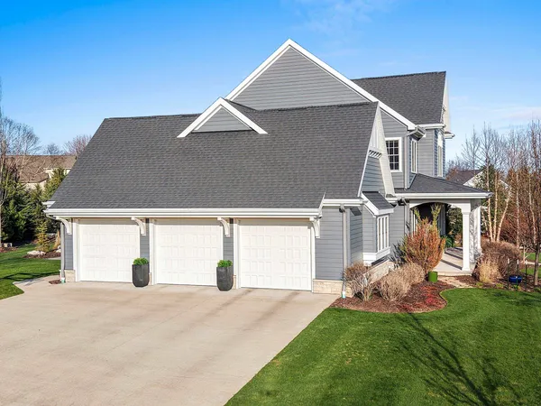 $1,375,000 | 2324 East Highpond Crossing, Appleton, WI 54913