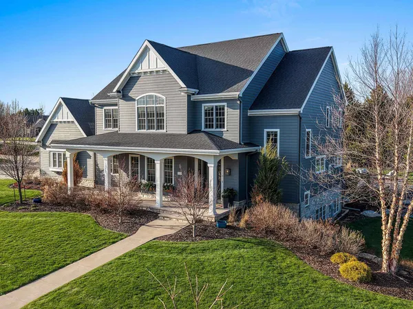 $1,375,000 | 2324 East Highpond Crossing, Appleton, WI 54913