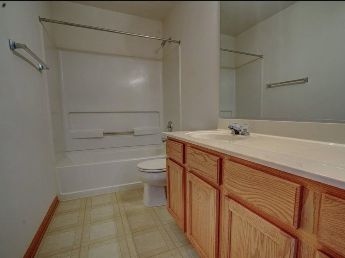 2535 Carrolwood Road Naperville, IL 60540 - Photo 16 of 21