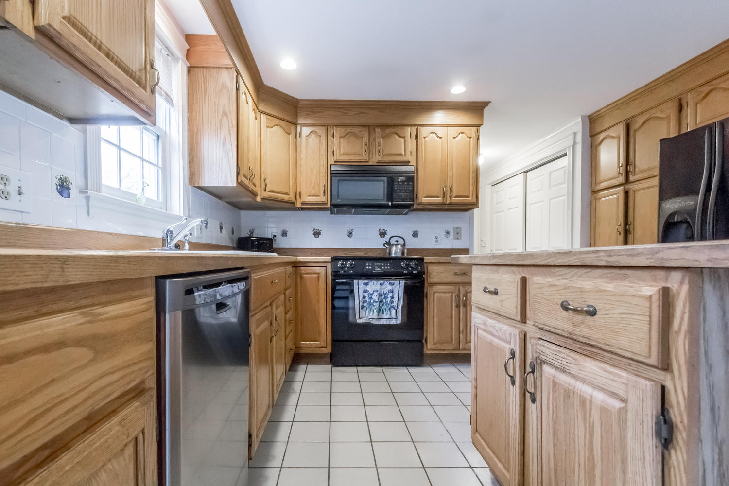 33 Eastfield Road Portland, ME 04102 - Photo 14 of 59 20190420rf-71021