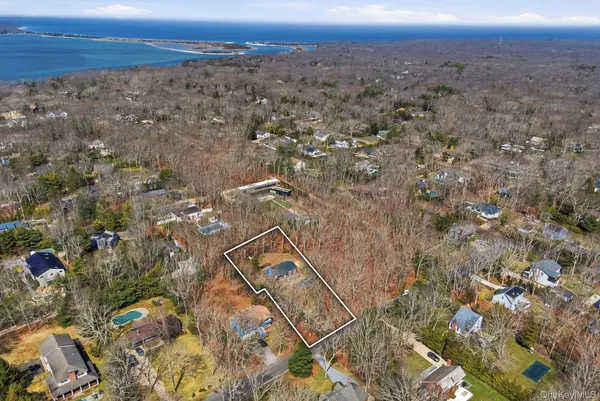 $1,150,000 | 9 Clinton Street, Springs, NY 11937
