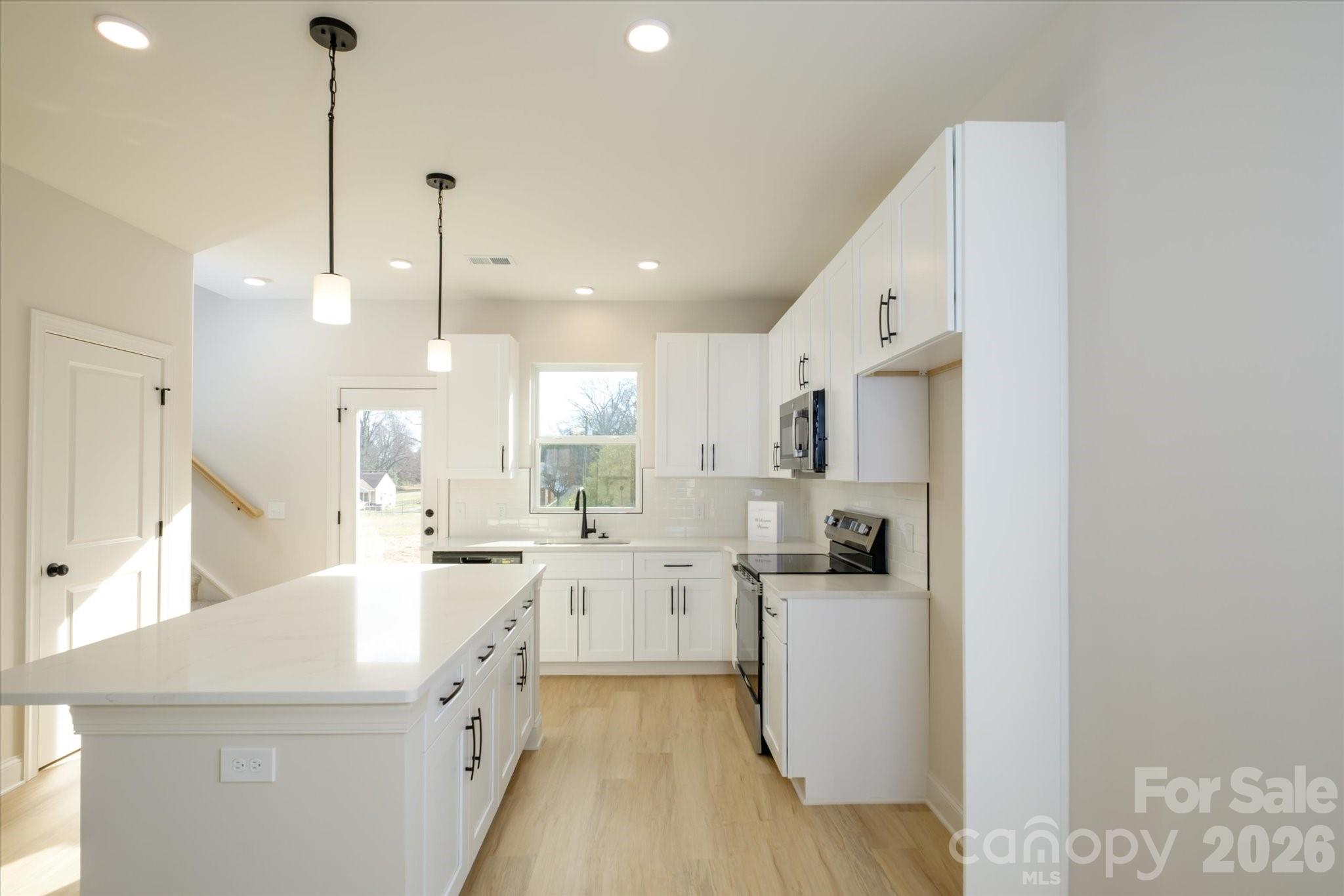 1816 East Greenbriar Road Statesville, NC 28625 - Photo 9 of 34