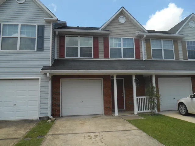 $1,425 | 135 Swaying Pine Court, Crestview, FL 32539