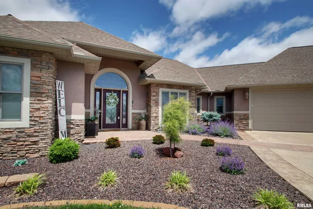 $617,500 | 3337 Hunter Road, Quincy, IL 62305