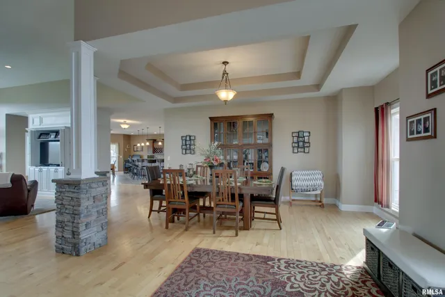 $617,500 | 3337 Hunter Road, Quincy, IL 62305