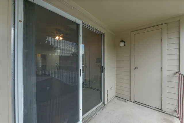 $143,000 | 2120 El Paseo Street, Unit 2614, Houston, TX 77054