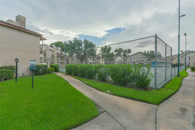 $143,000 | 2120 El Paseo Street, Unit 2614, Houston, TX 77054