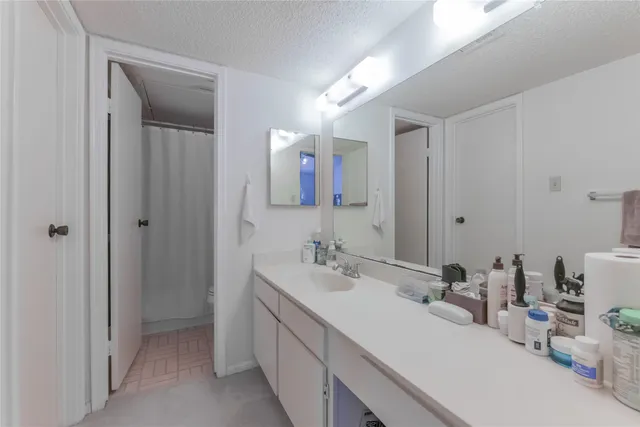 $143,000 | 2120 El Paseo Street, Unit 2614, Houston, TX 77054