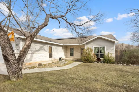 $320,000 | 142 West Persimmon Drive, Granite Shoals, TX 78654