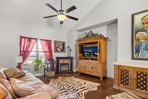 $320,000 | 142 West Persimmon Drive, Granite Shoals, TX 78654