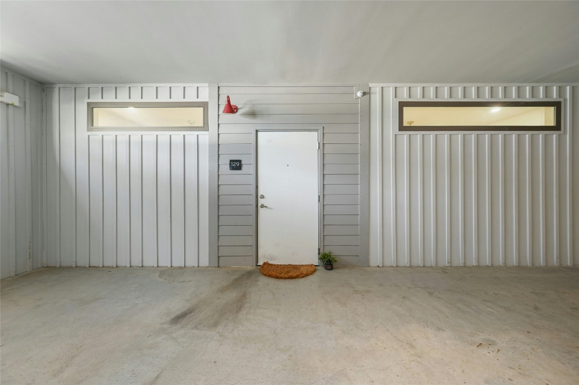 4361 South Congress Avenue, Unit 129 Austin, TX 78745 - Photo 5 of 25 an empty room with windows