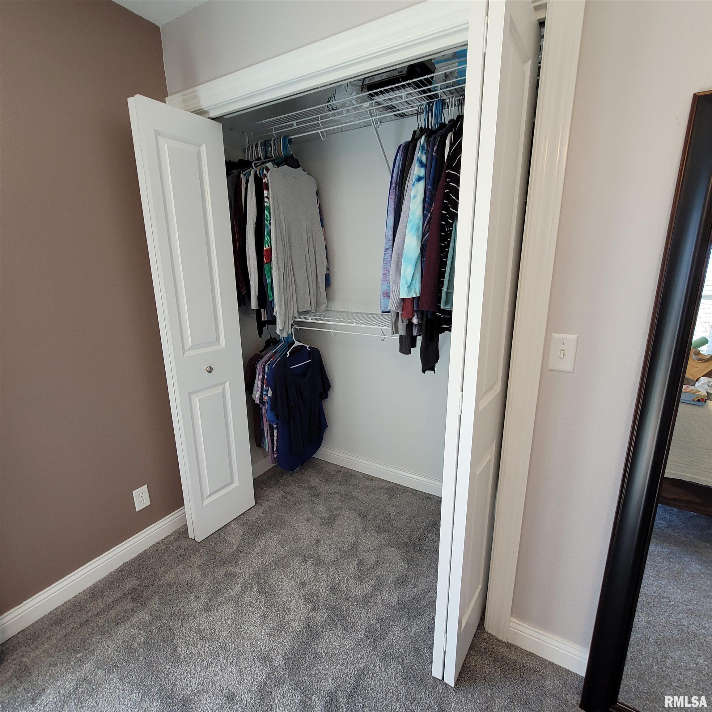 2751 Brookview Road Muscatine, IA 52761 - Photo 12 of 22 Gallery Image 12