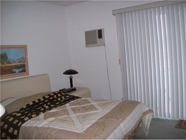 21 Preston A, Unit 21 Boca Raton, FL 33434 - Photo 7 of 9 Master Bedroom