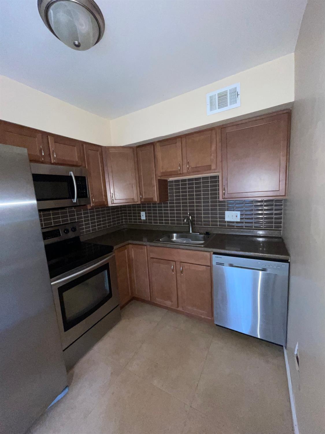 1171 Witt Road, Unit 209 Cincinnati, OH 45255 - Photo 18 of 40 Gallery Image 18