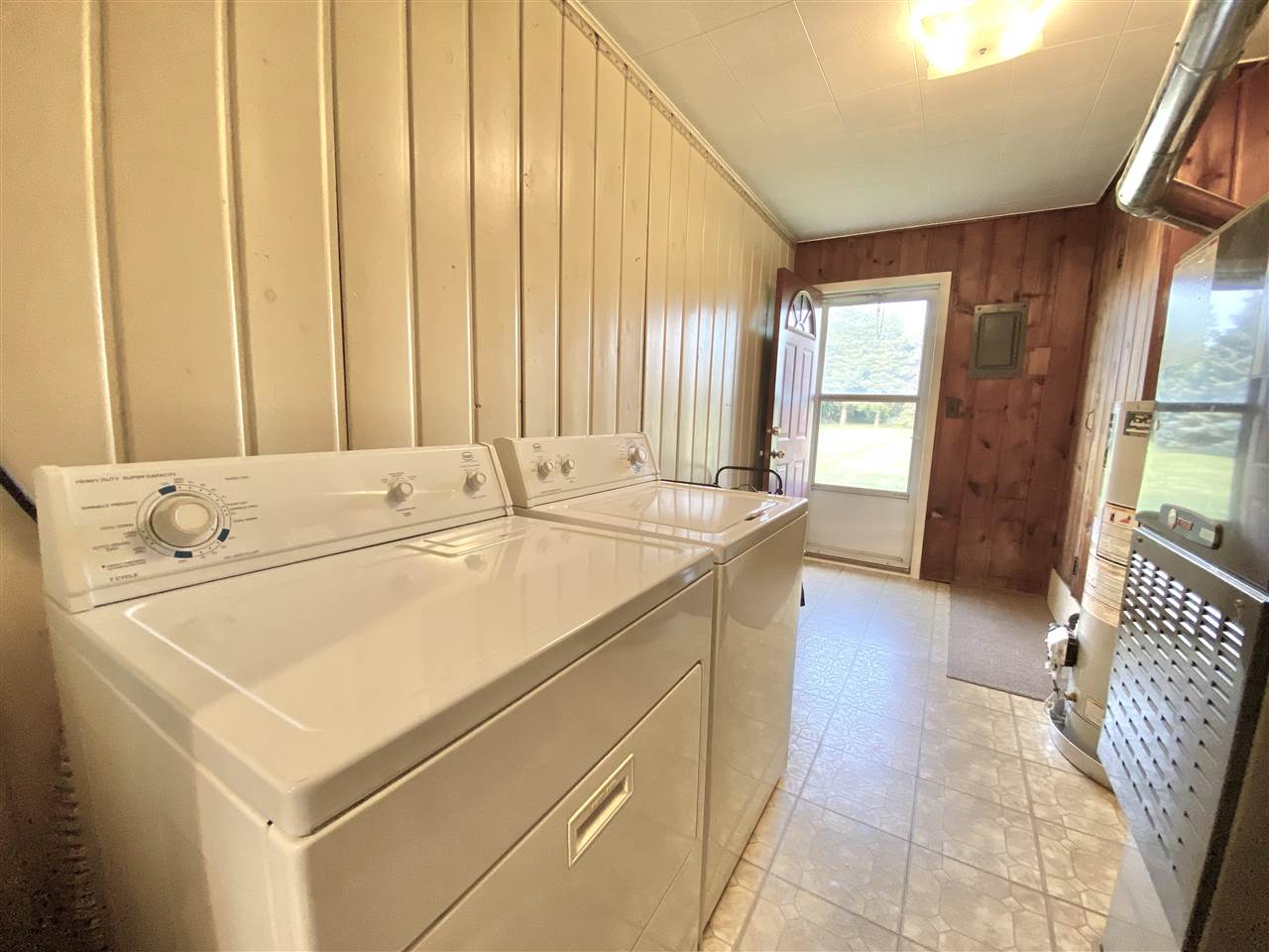 785 South Geeck Road Corunna, MI 48817 - Photo 23 of 33 50049936-22.JPG