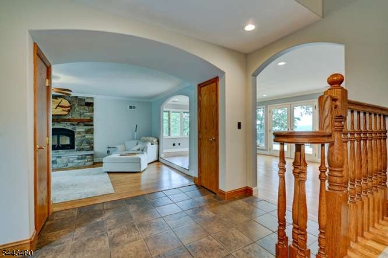 185 Alpine Trail Sparta, NJ 07871 - Photo 8 of 36