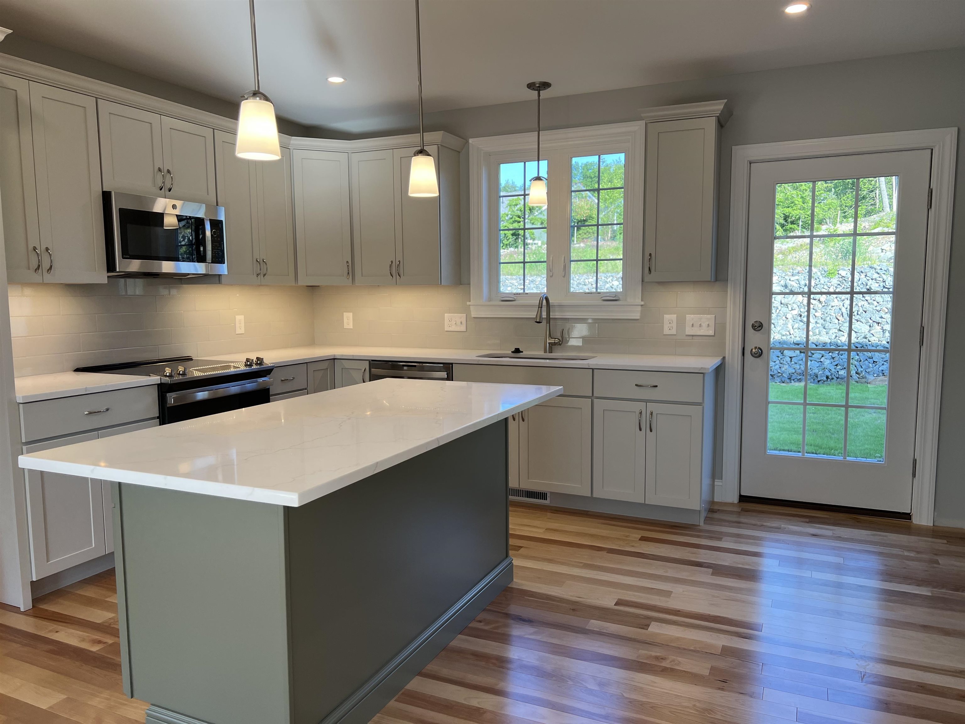 37 Green Road, Unit 38 Newmarket, NH 03857 - Photo 12 of 36 Gallery Image 12