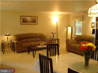 10164 Verree Road Philadelphia, PA 19116 - Photo 3 of 5