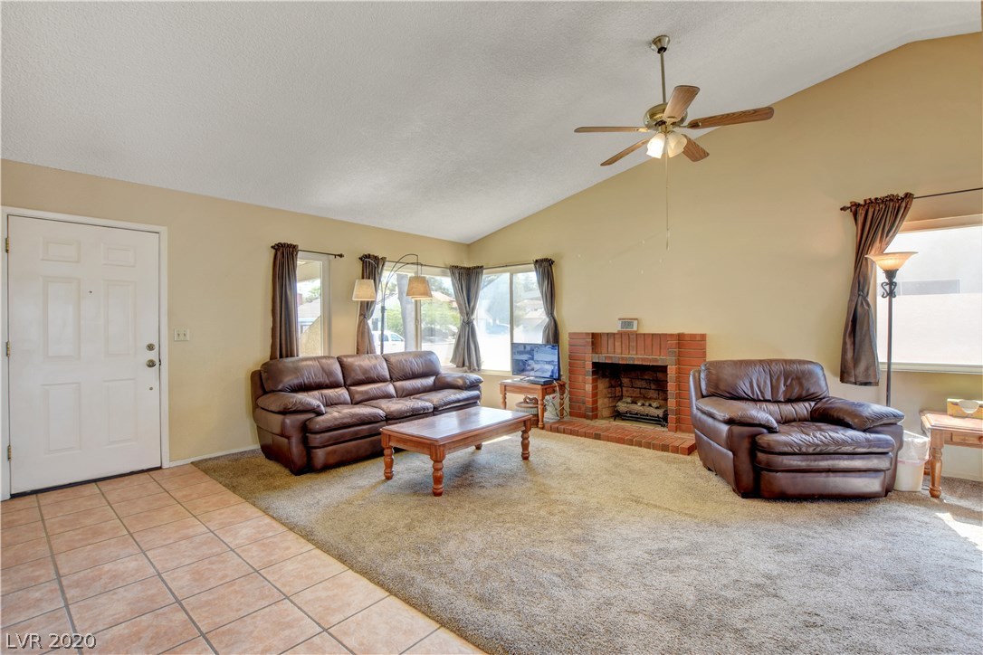 3116 Valleywood Road Henderson, NV 89014 - Photo 9 of 28 Gallery Image 9
