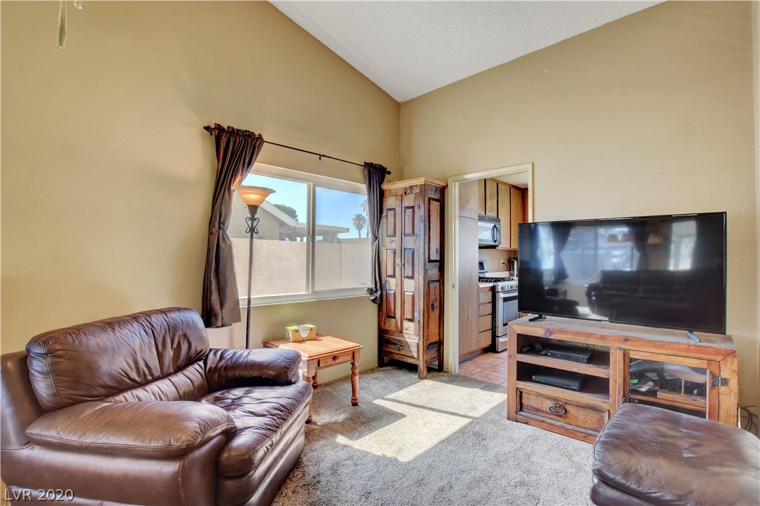 3116 Valleywood Road Henderson, NV 89014 - Photo 10 of 28 Gallery Image 10