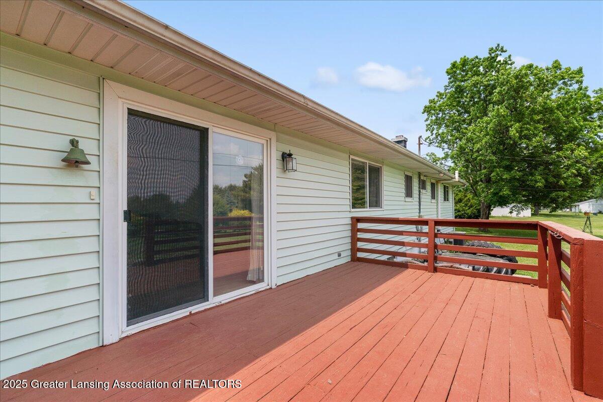 1941 South Royston Road Eaton Rapids, MI 48827 - Photo 17 of 38 23-Media Jett - 11