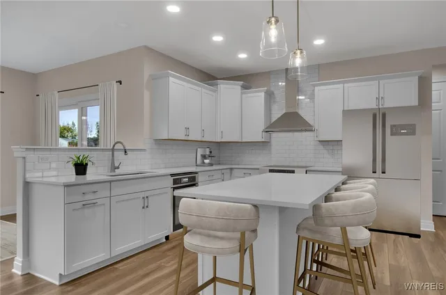 $896,900 | 5676 Dorothy Circle, Clarence Center, NY 14032