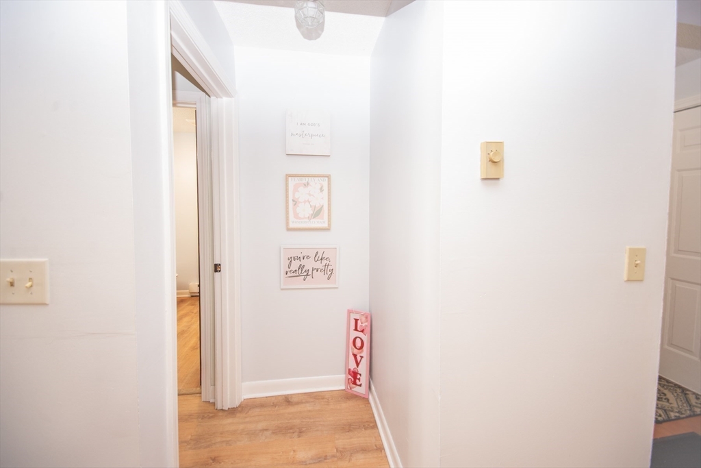 10 Wrentham Road, Unit 212 Worcester, MA 01602 - Photo 12 of 34