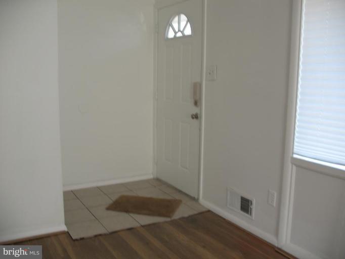 5403 Littleford Street Springfield, VA 22151 - Photo 14 of 21 a view of small space