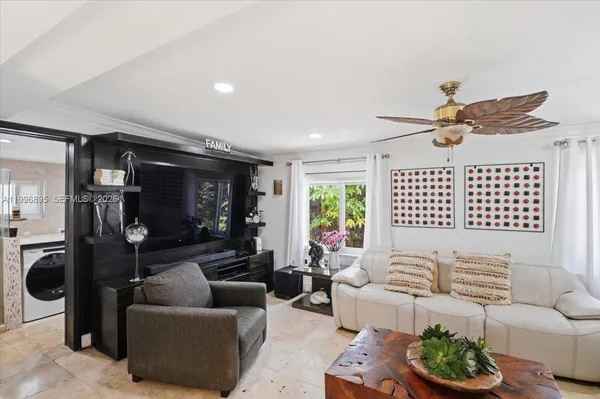 $1,175,000 | 6133 Southwest 44th Terrace, Miami, FL 33155