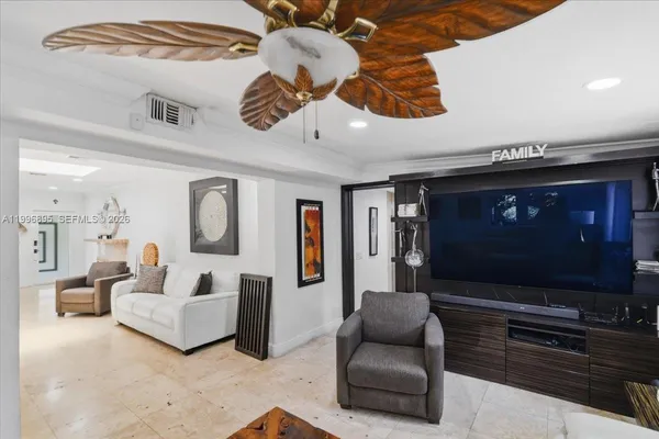 $1,175,000 | 6133 Southwest 44th Terrace, Miami, FL 33155