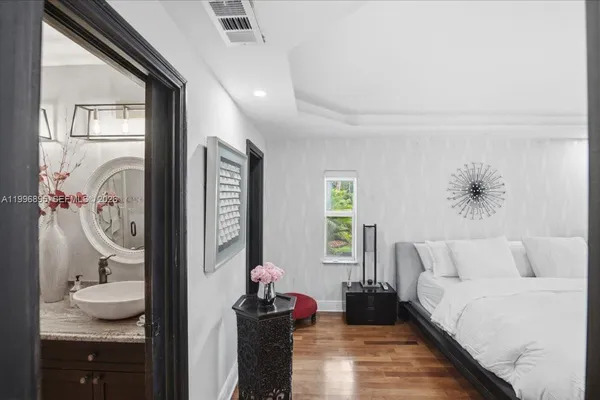 $1,175,000 | 6133 Southwest 44th Terrace, Miami, FL 33155