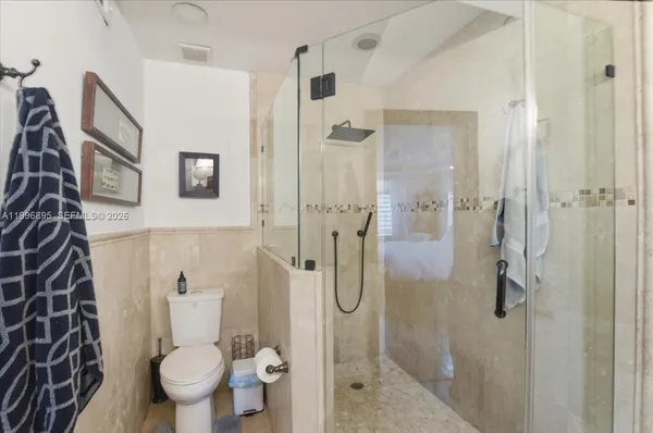 $1,175,000 | 6133 Southwest 44th Terrace, Miami, FL 33155