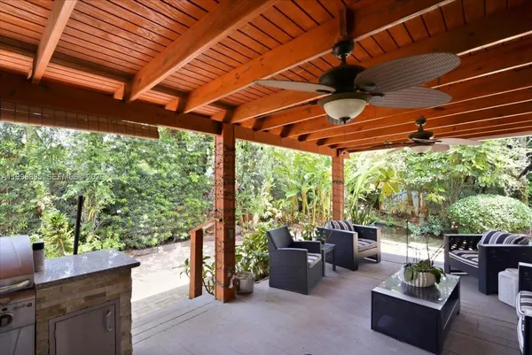 $1,175,000 | 6133 Southwest 44th Terrace, Miami, FL 33155