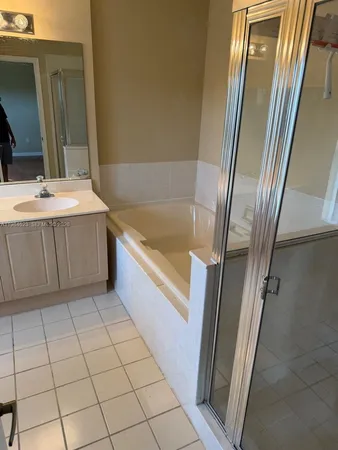 $4,400 | West Glen, Coral Springs, FL 33071