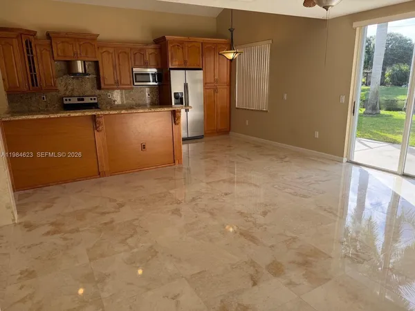 $4,400 | West Glen, Coral Springs, FL 33071